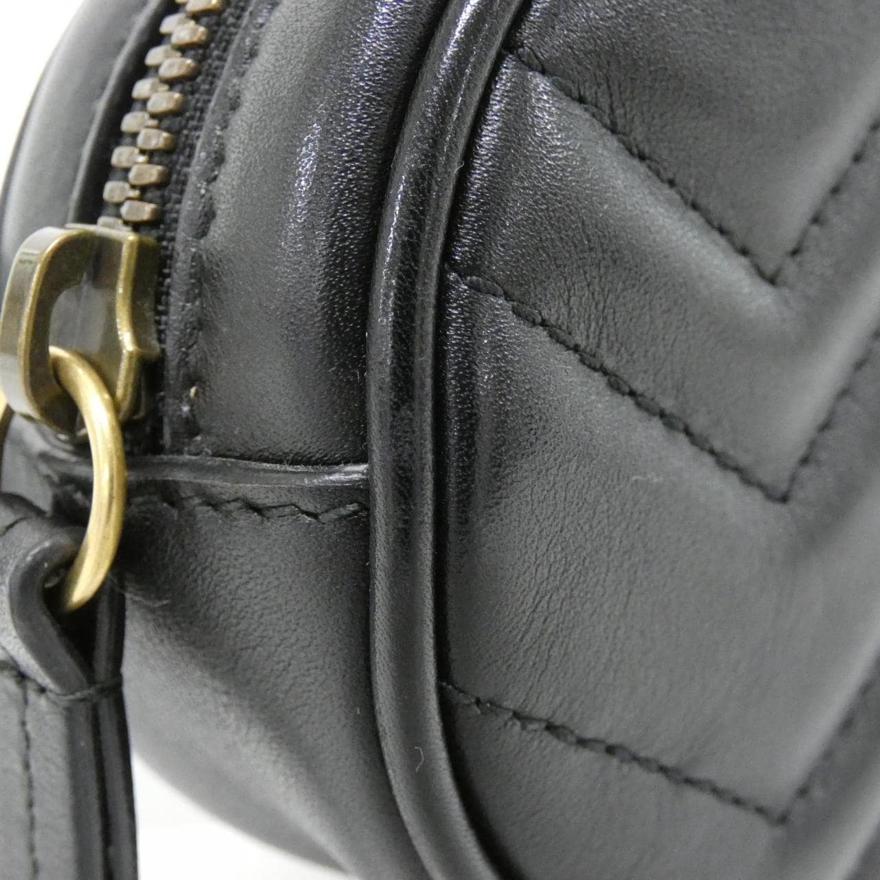 グッチ GG MARMONT 476434 DSVRT ウエストバッグ