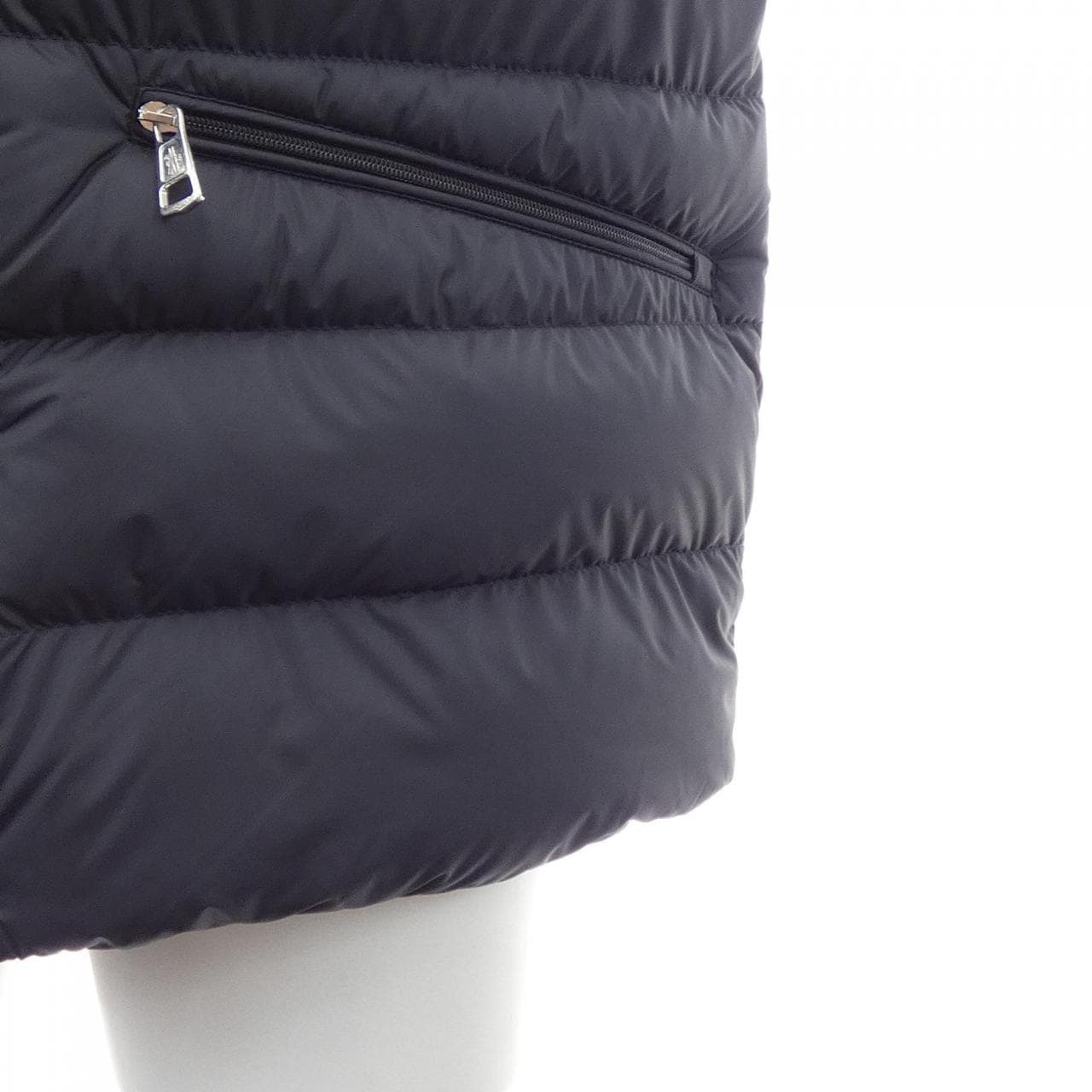 【新品】モンクレール MONCLER TREOMPAN ダウンベスト