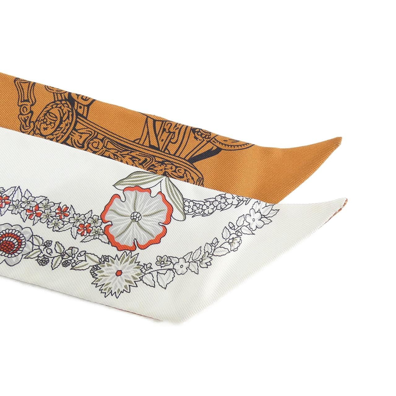 エルメス BRIDES DE GALA EN FLEURS ツイリー 064220S スカーフ