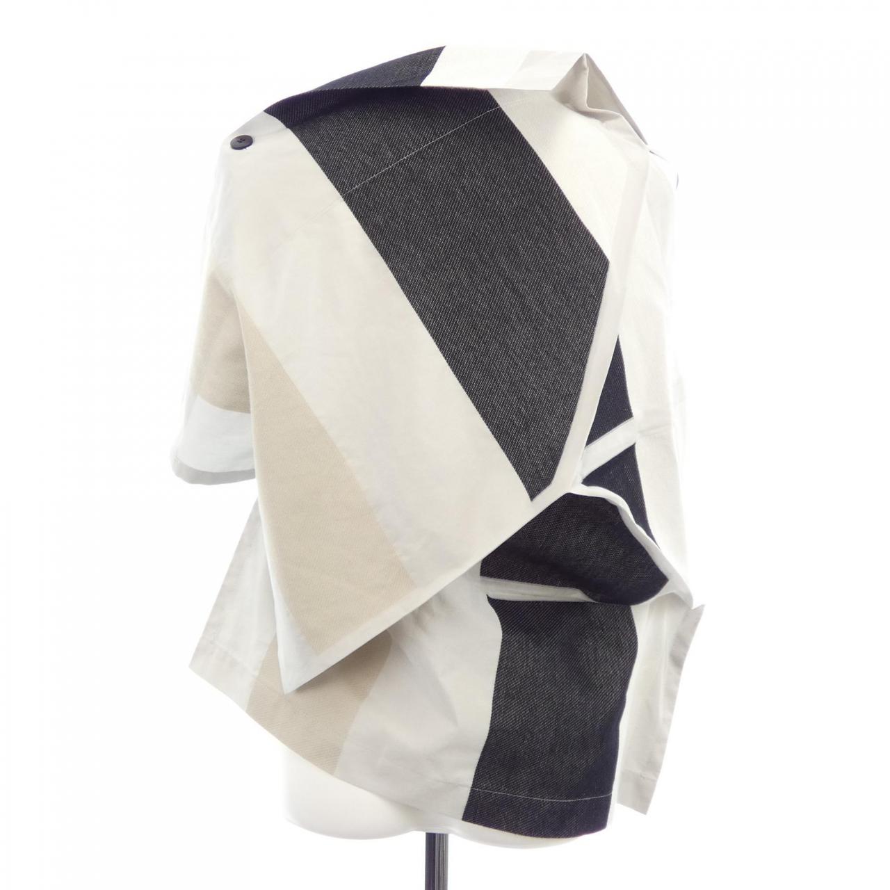 イッセイミヤケ ISSEY MIYAKE IL81FJ511 トップス
