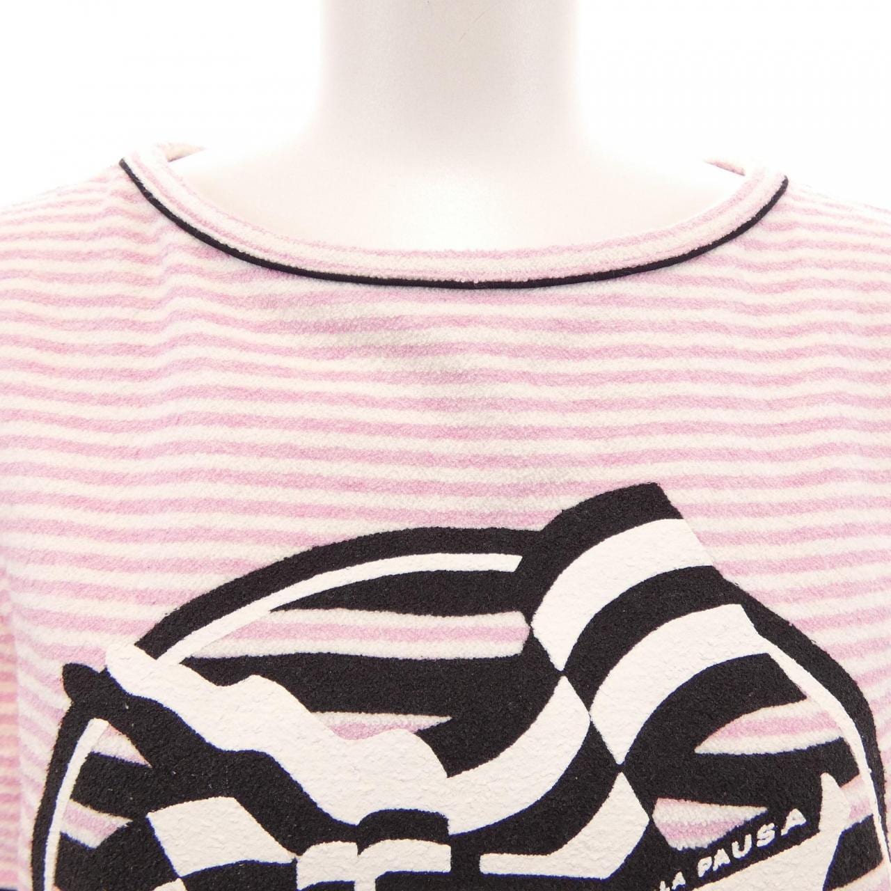 シャネル CHANEL LA PAUSA P60455V22656 19C Tシャツ