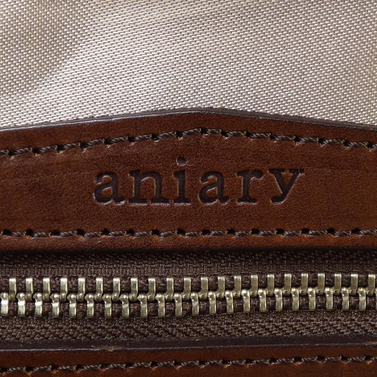 アニアリ ANIARY BAG