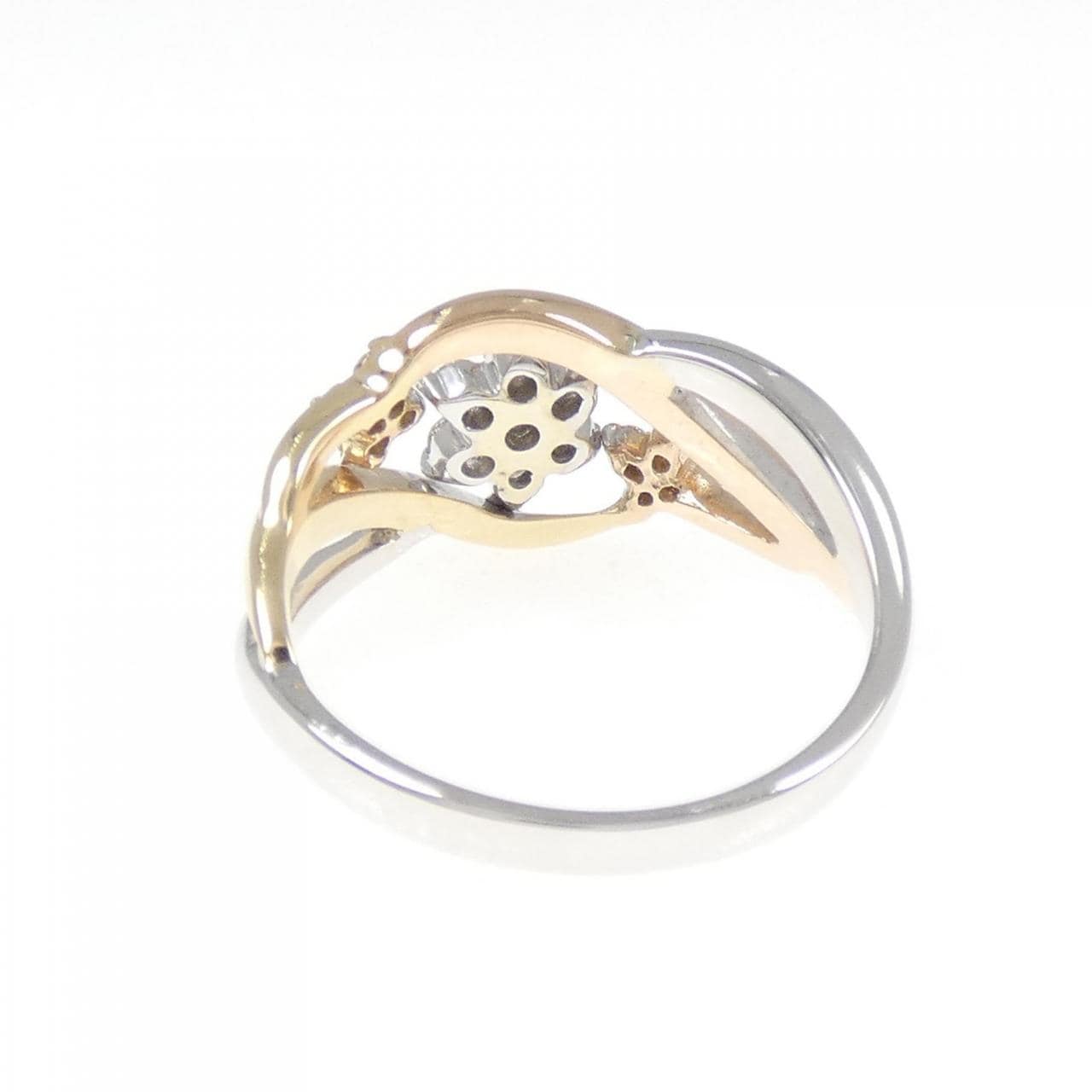 K10スリーカラー フラワー ダイヤモンド リング 0.25CT