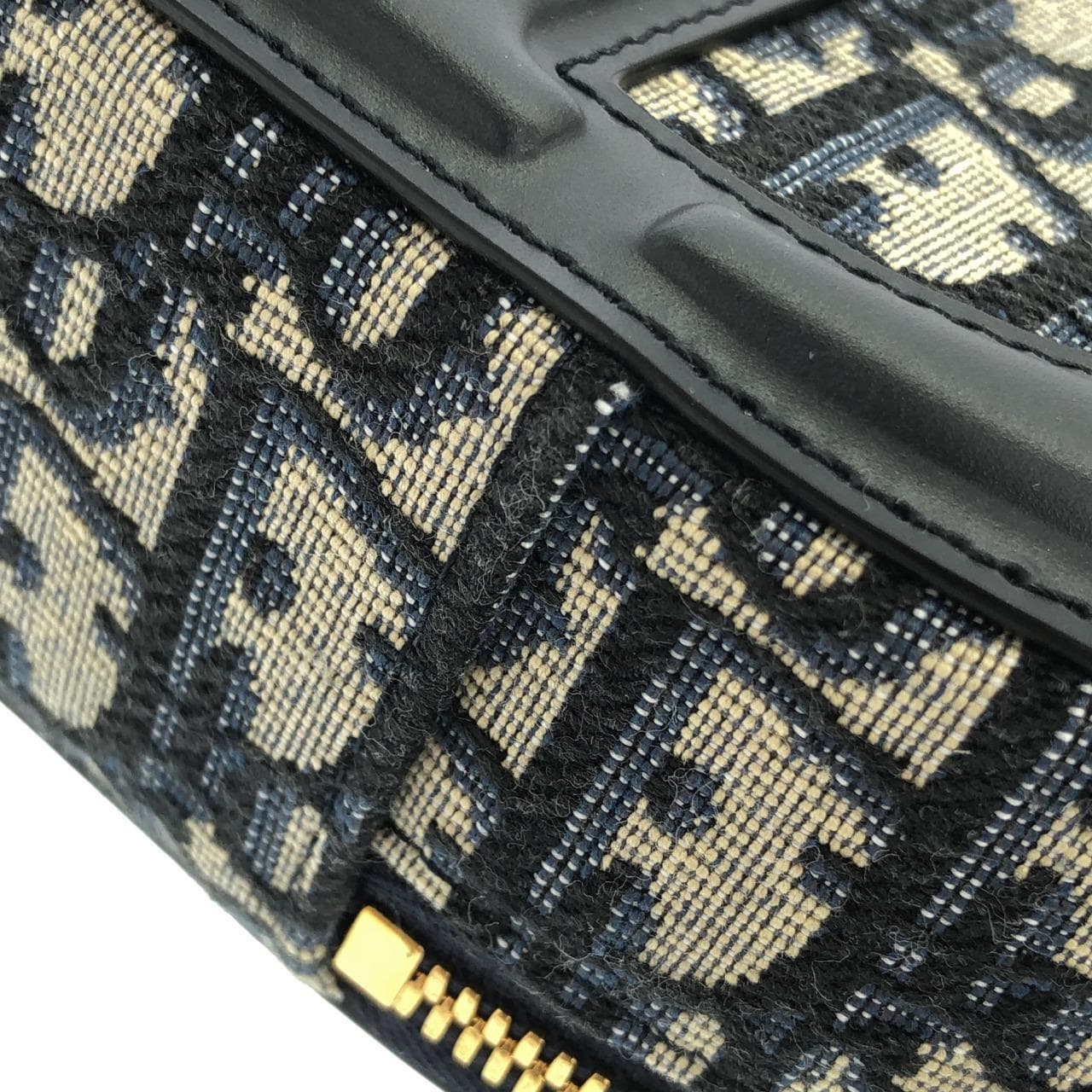 クリスチャンディオール DIOR OBLIQUE CD SIGNATURE OVAL S2201UTZQ バッグ