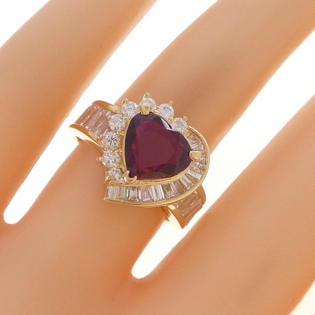 K18YG ハート ルビー リング 2.09CT
