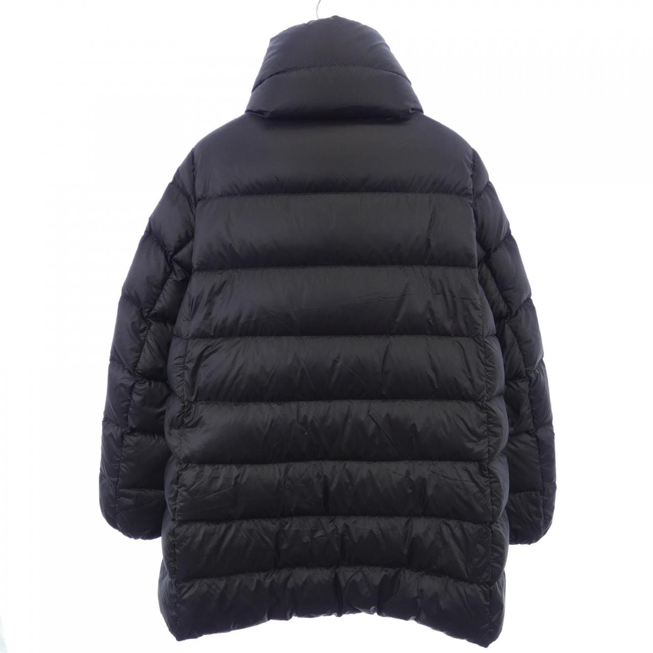 モンクレール MONCLER ダウンジャケット