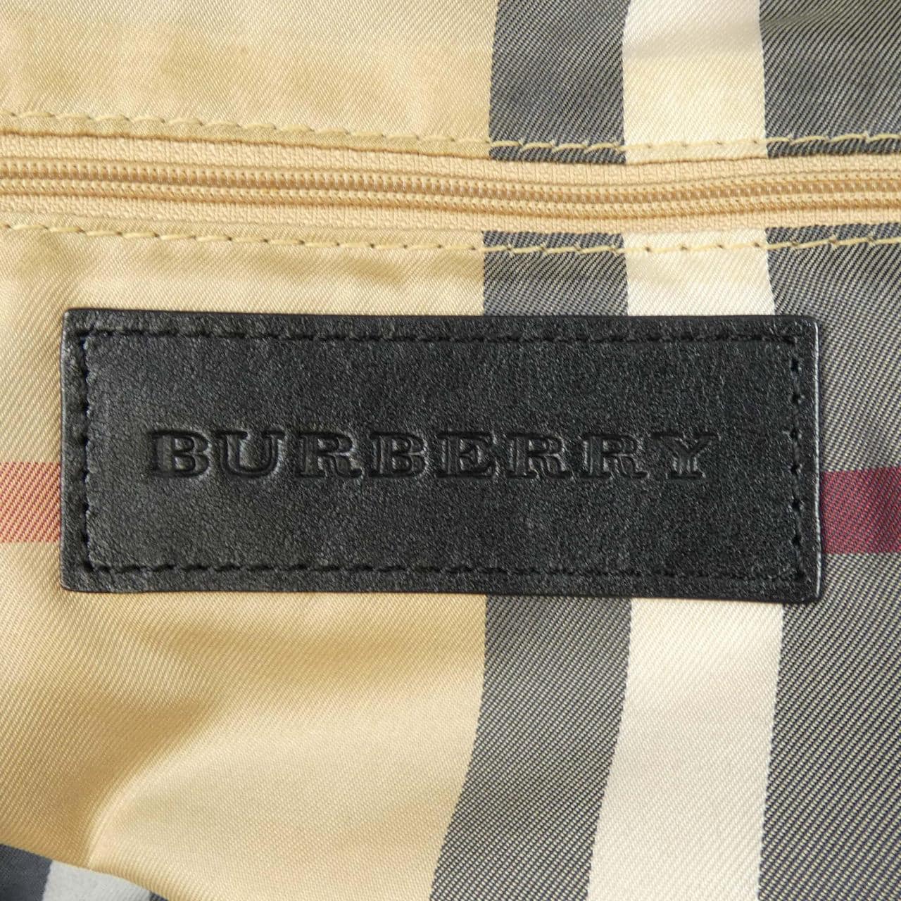 BURBERRY包