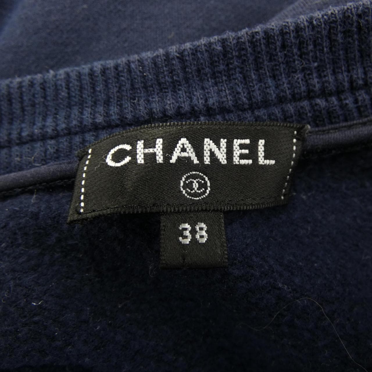 シャネル CHANEL P57408K07541 17B スウェット