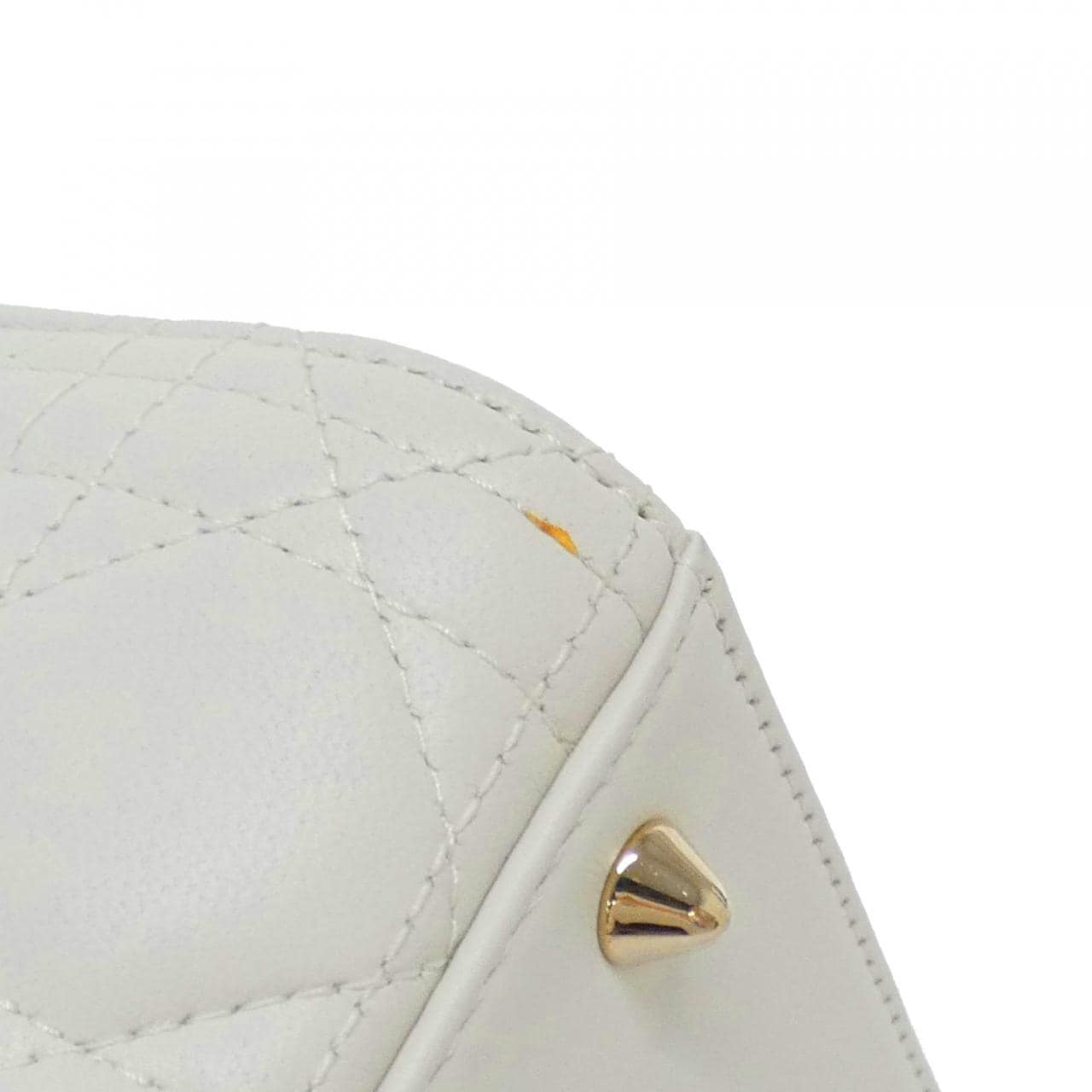 クリスチャンディオール レディ ディオール ミディアム M0565ONGE バッグ