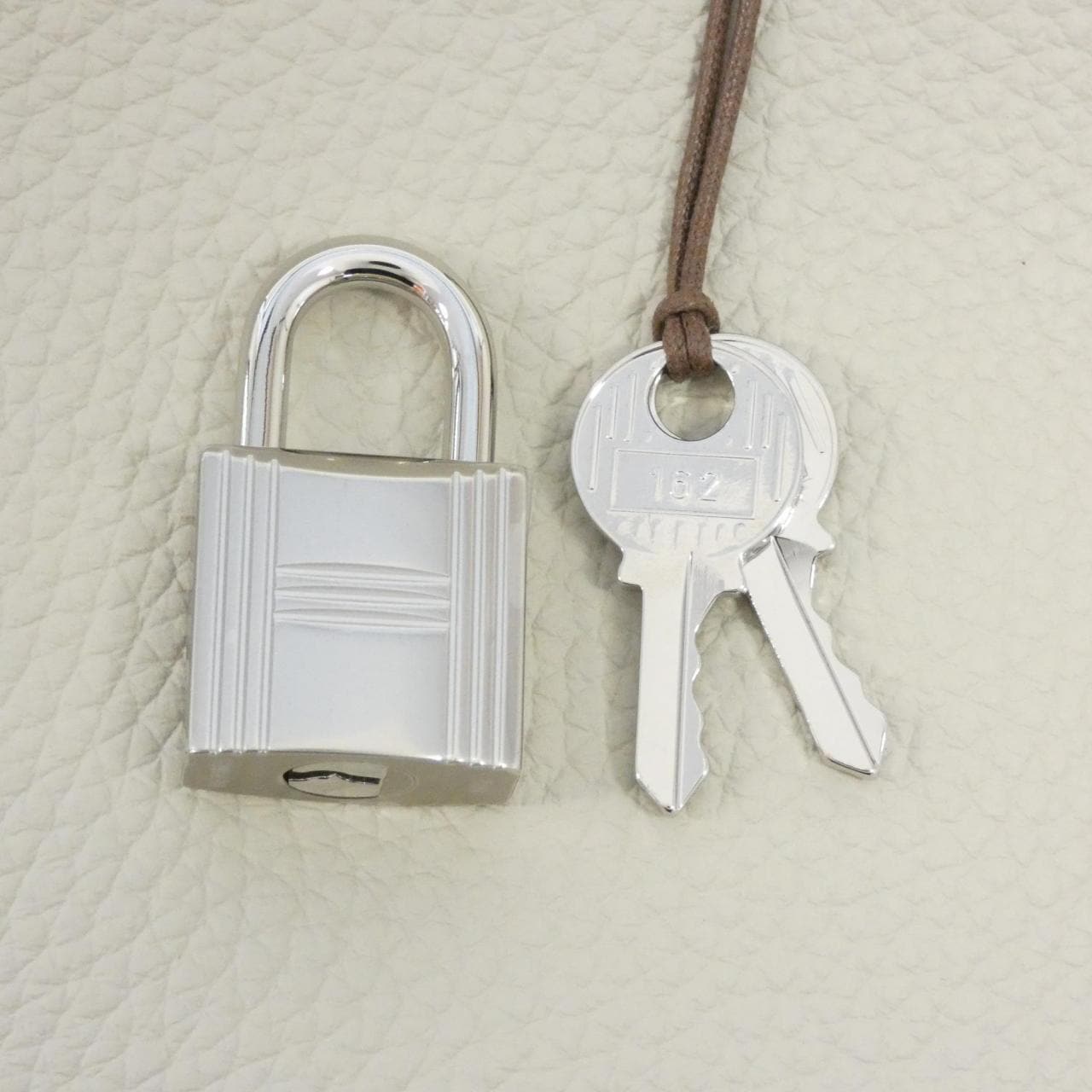 【未使用品】エルメス ピコタン ロック MM 060991CK バッグ