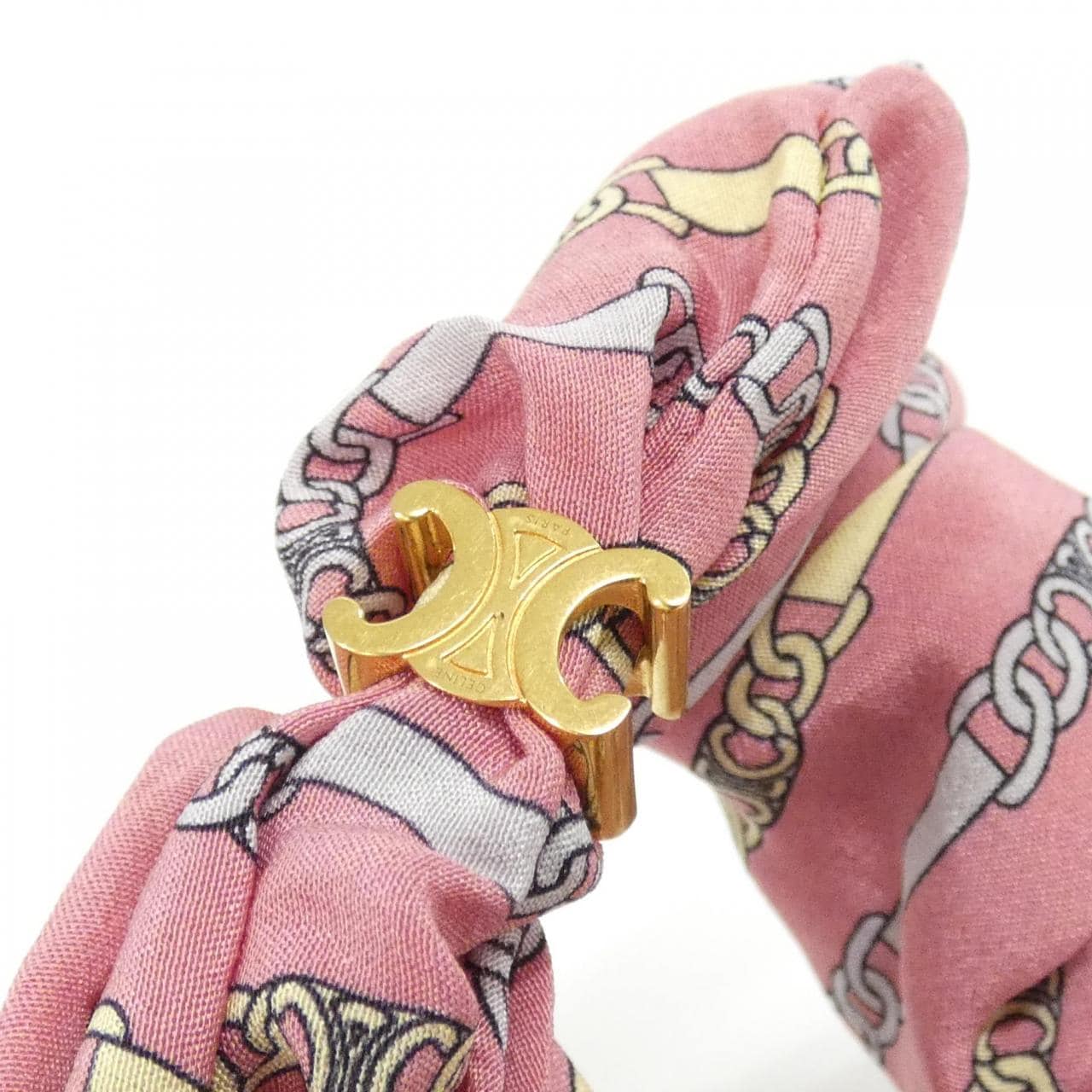 セリーヌ シュシュ