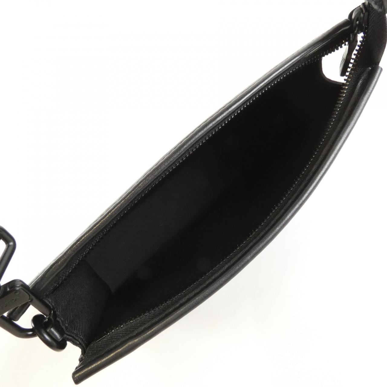 ルイヴィトン モノグラム シャドウ ガストン ウエアラブル ウォレット M81115 ショルダーバッグ