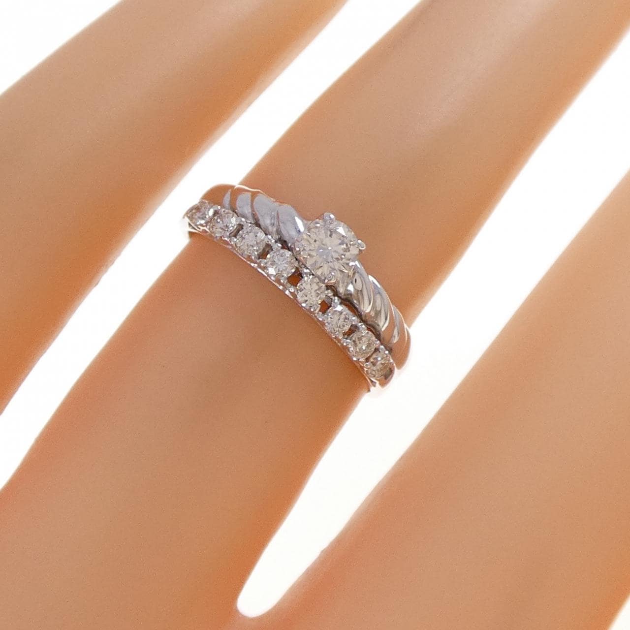 K18WG ダイヤモンド リング 0.30CT