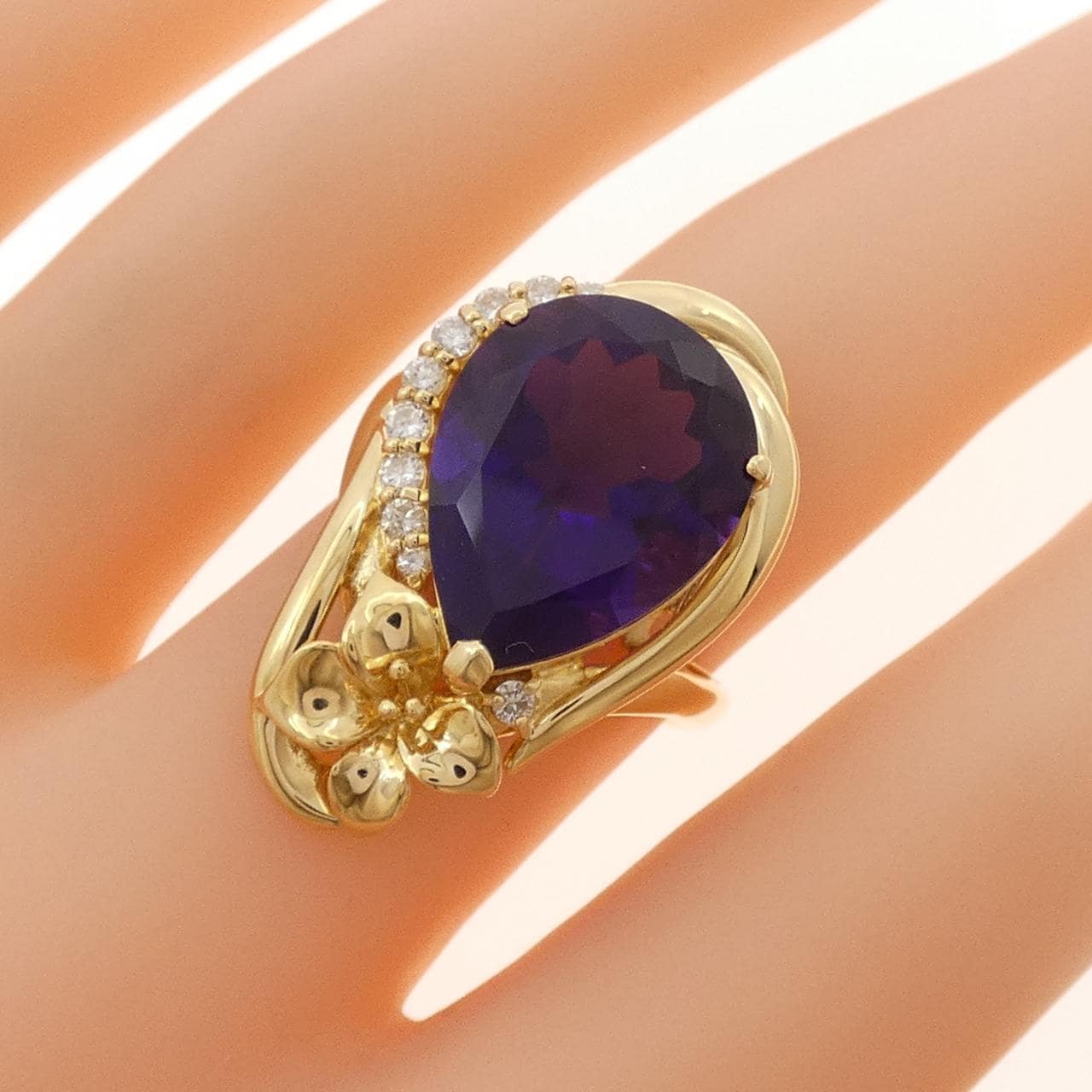 K18YG フラワー アメジスト リング 6.79CT