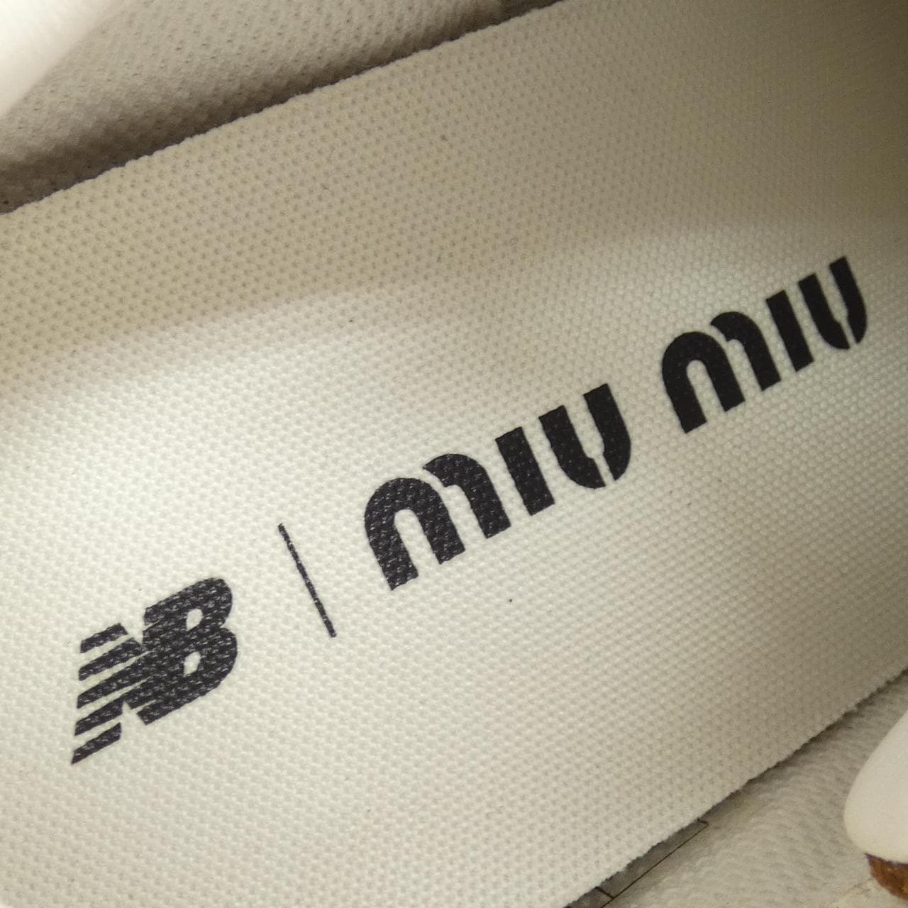 ミュウミュウ MIU MIU NEW BALANCE 5E165E 530 スニーカー