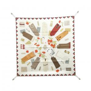 エルメス L'HEURE DES GANTS カレ 004211S スカーフ