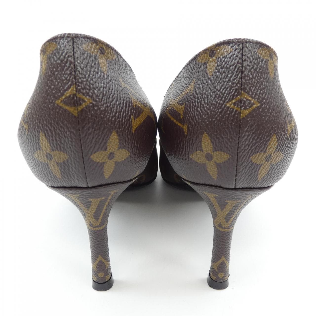 ルイヴィトン LOUIS VUITTON MA0137 パンプス