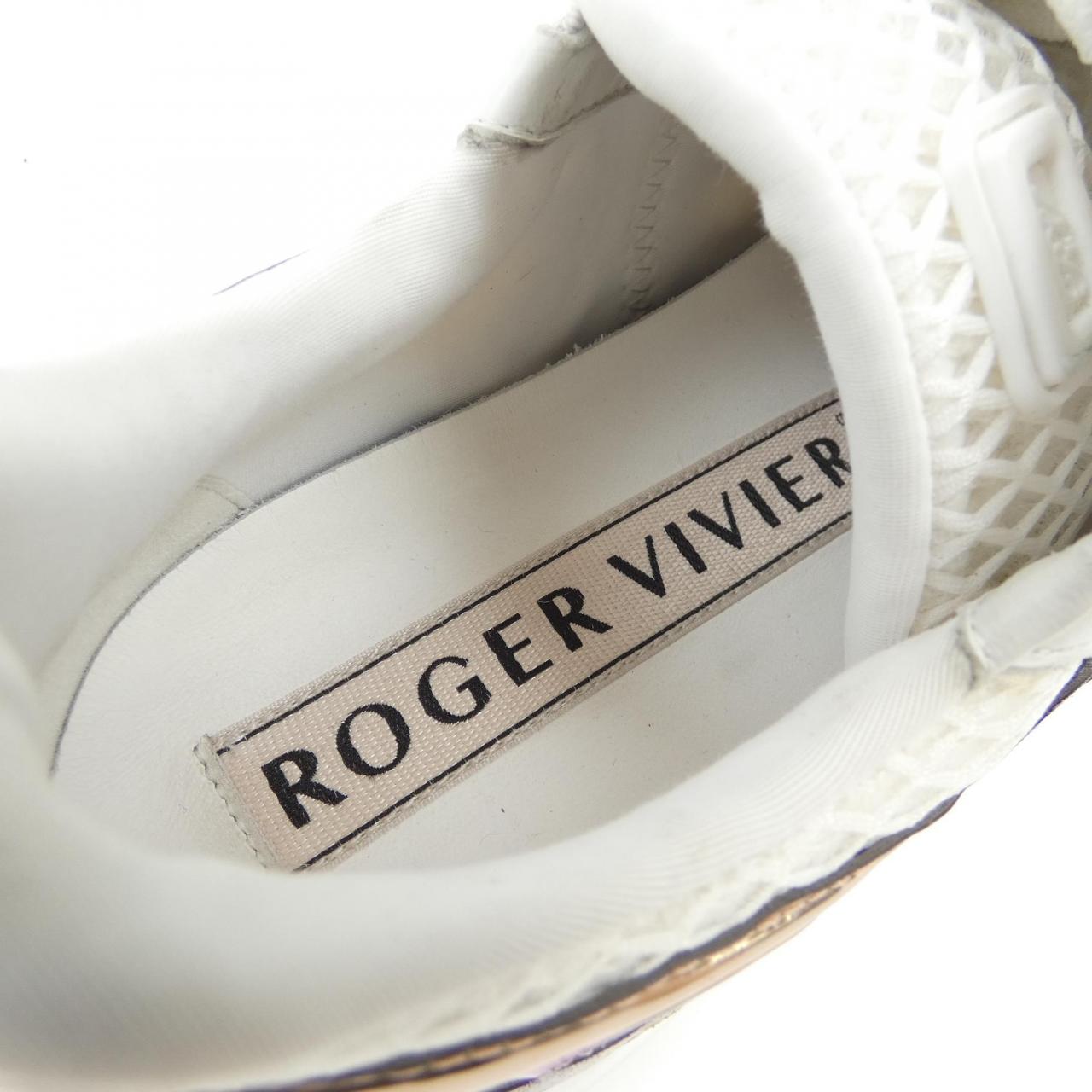ロジェヴィヴィエ ROGER VIVIER スニーカー