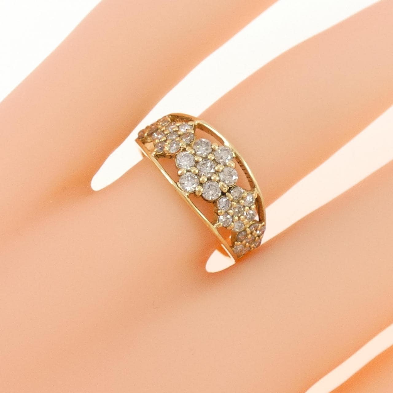 K18YG フラワー ダイヤモンド リング 0.70CT