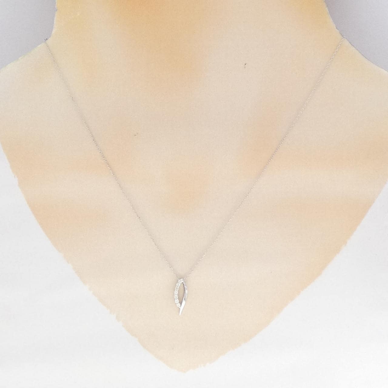 K10WG ダイヤモンド ネックレス