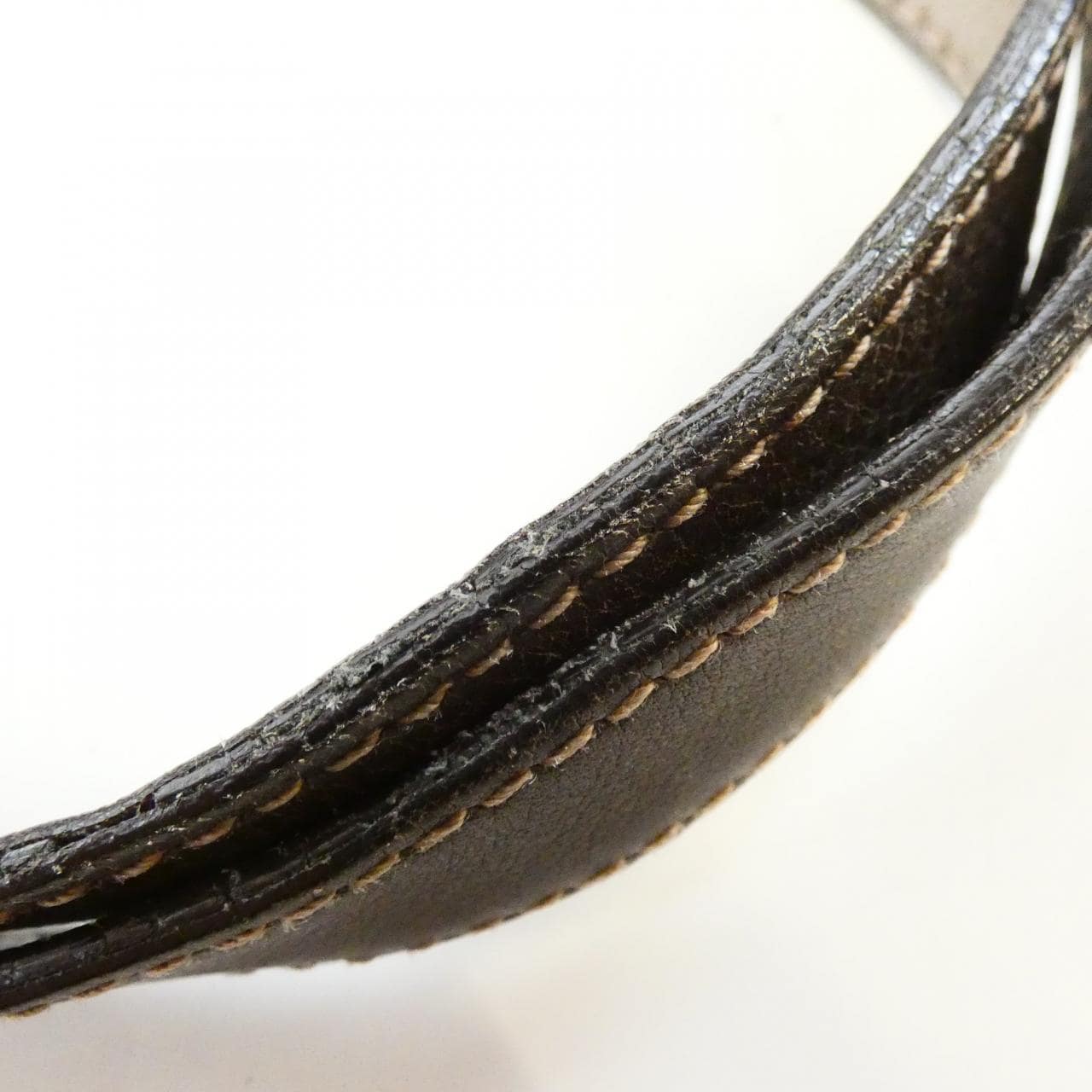 グッチ 211137 FU49N バッグ