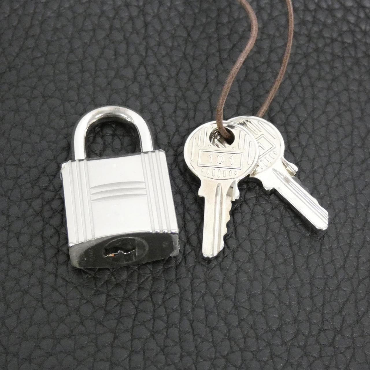 エルメス ピコタン ロック MM 060991CK バッグ