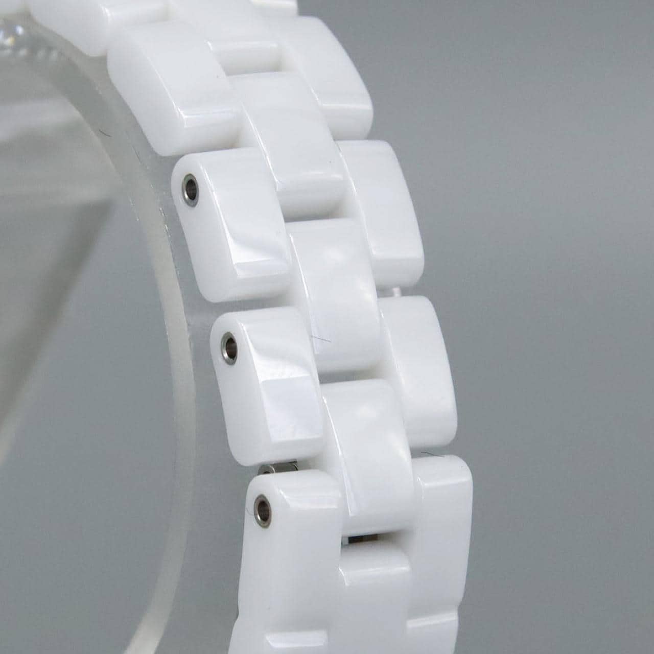 シャネル J12 29mmセラミック･8P H2570 セラミック クォーツ