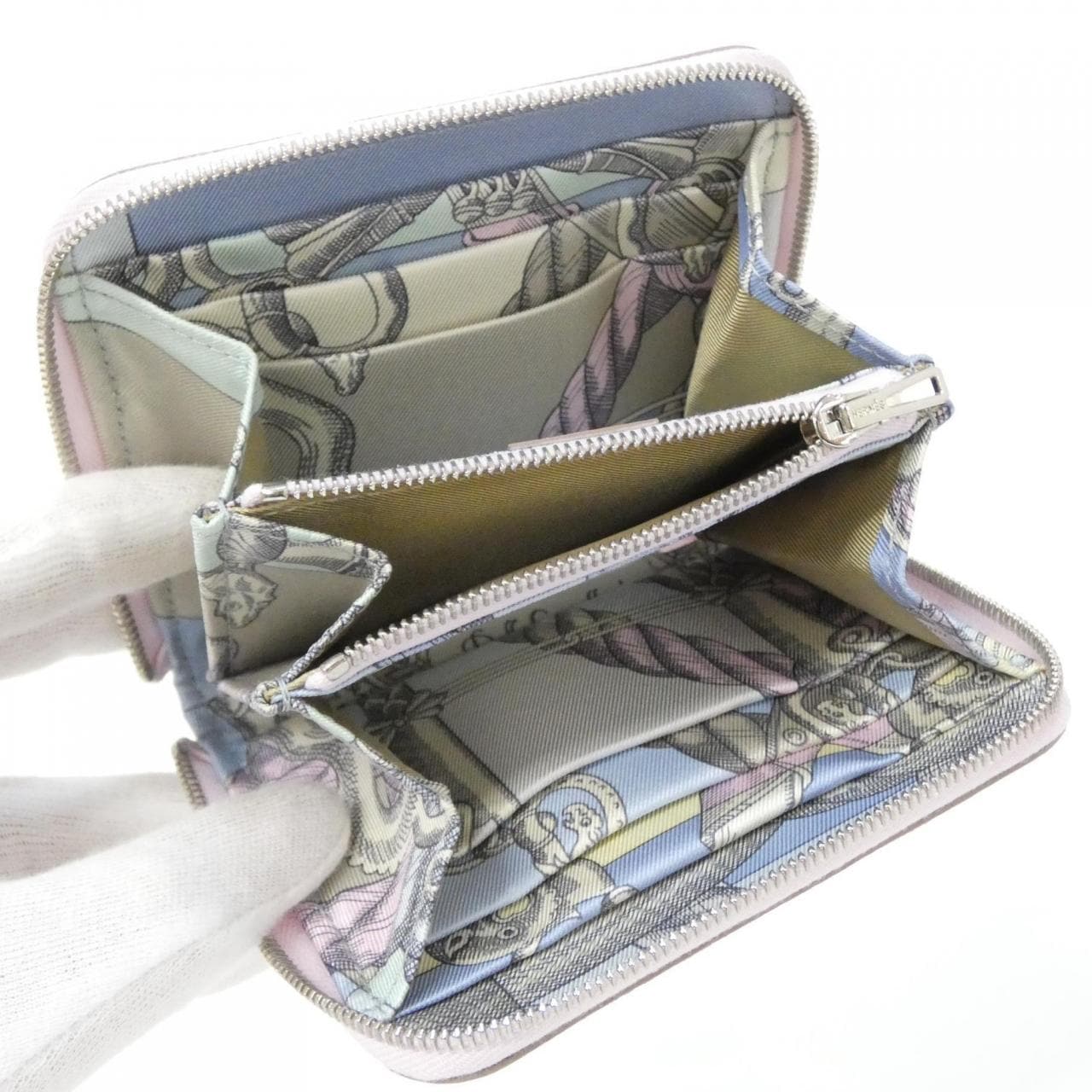 エルメス DELLA CAVALLERIA シルク イン コンパクト 069646CK 財布