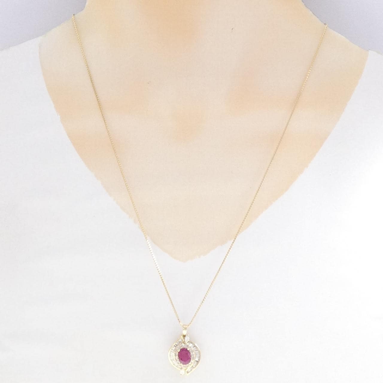 K18YG ルビー ネックレス 1.34CT