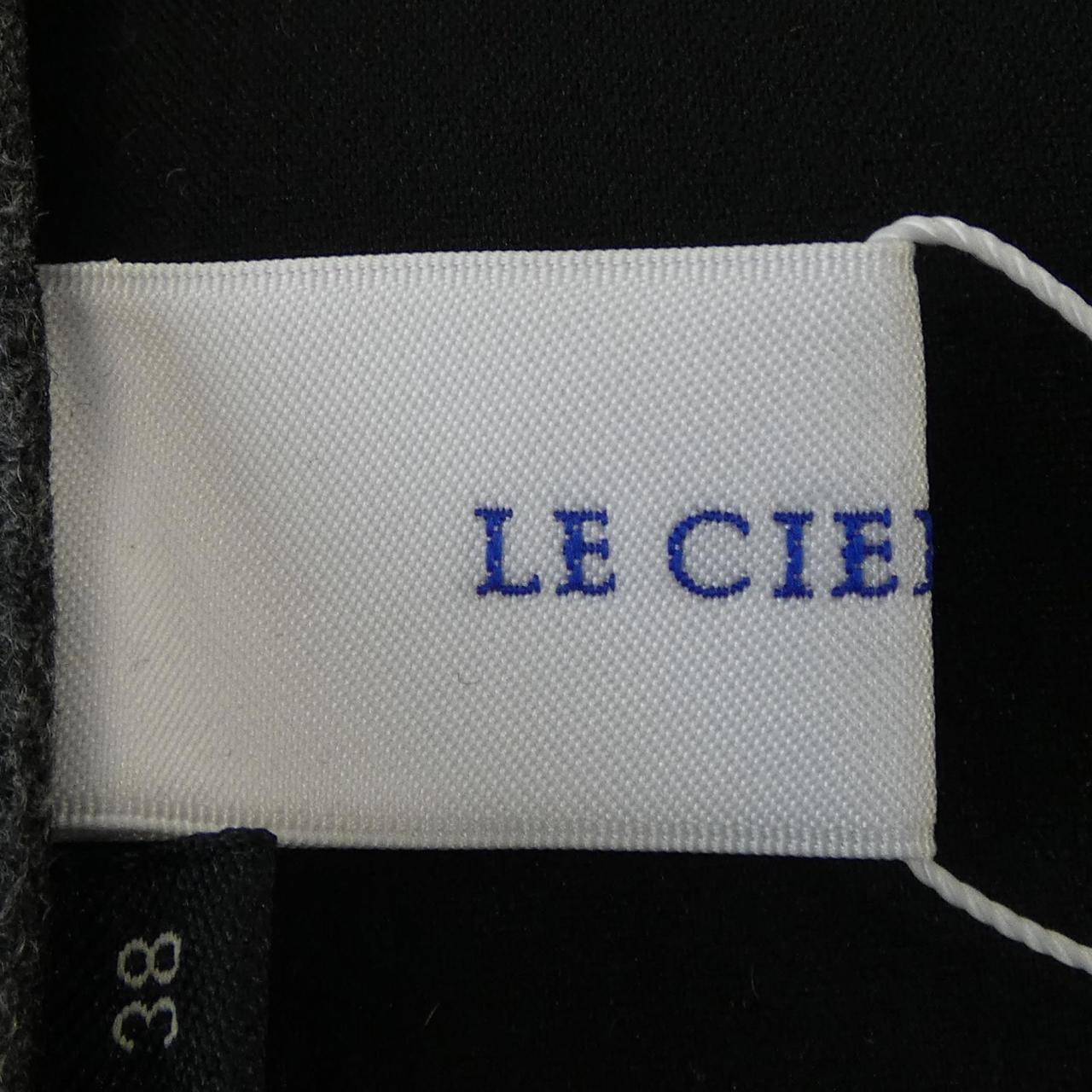 ルシェルブルー LE CIEL BLEU スカート