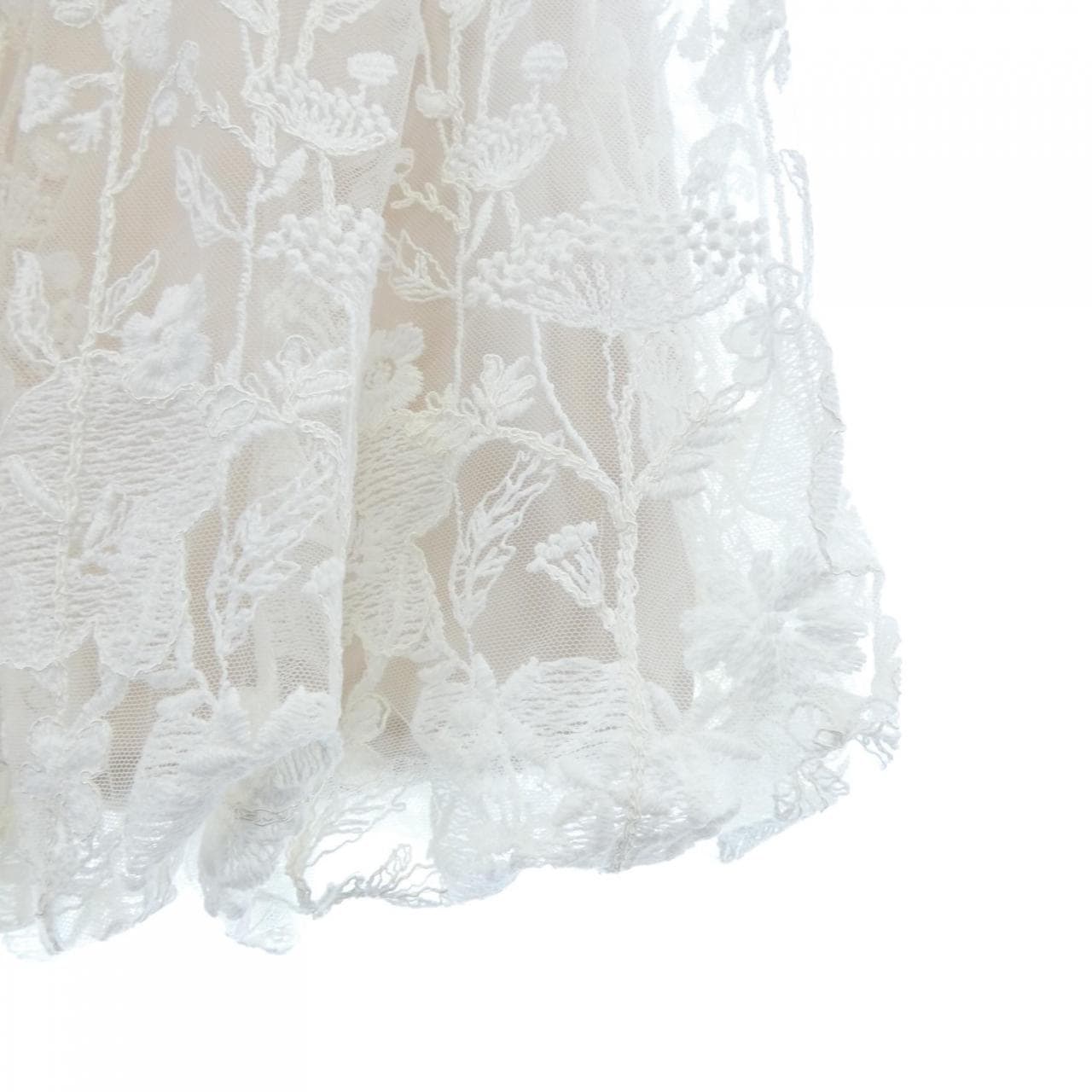 トゥービーシック TO BE CHIC スカート