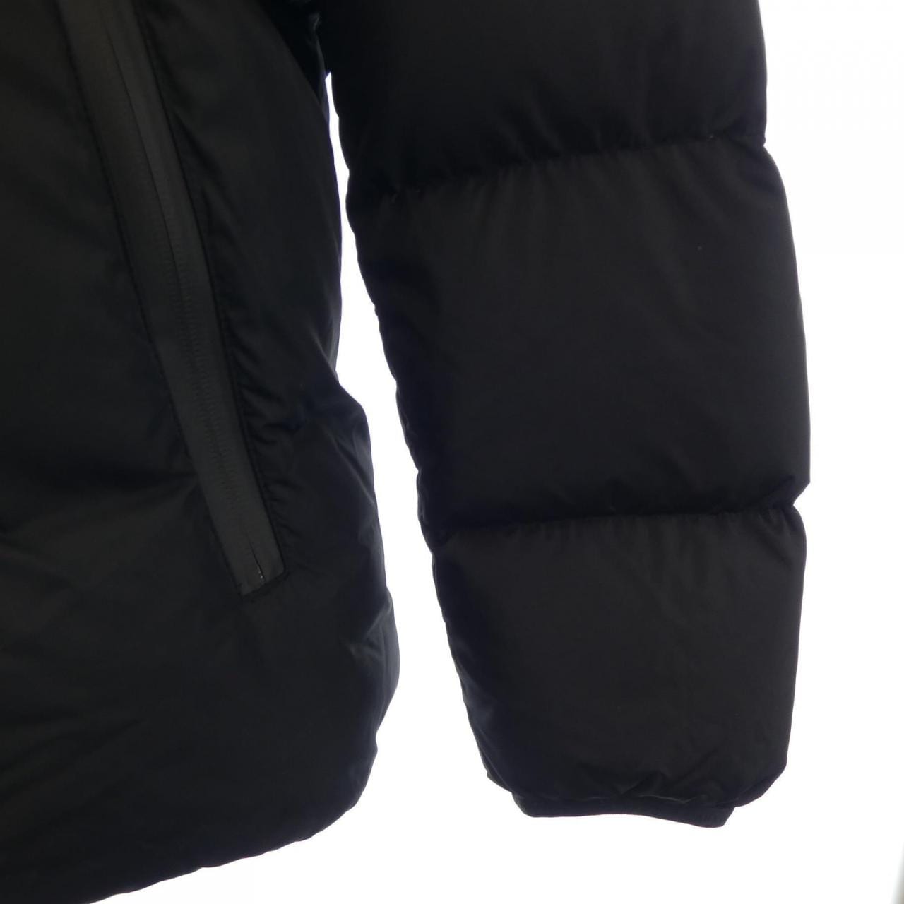モンクレール MONCLER MONTCLA ダウンジャケット