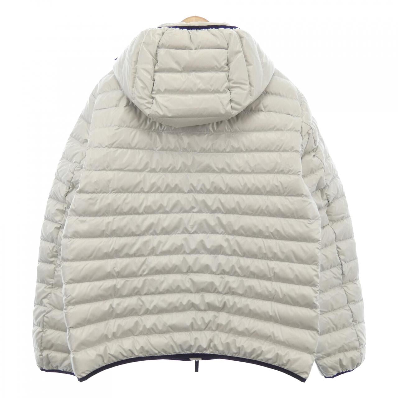 モンクレール MONCLER ダウンジャケット