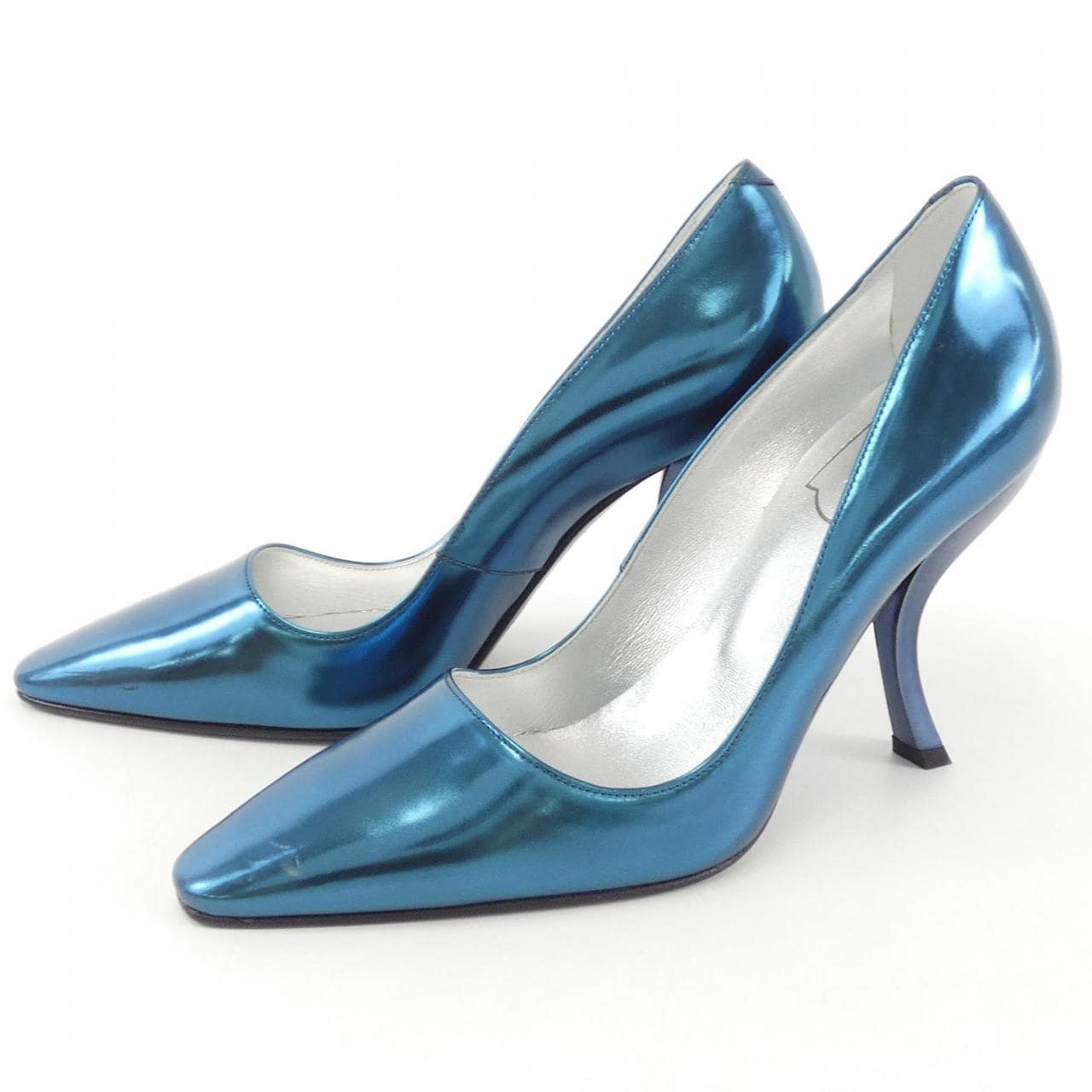 ロジェヴィヴィエ ROGER VIVIER パンプス