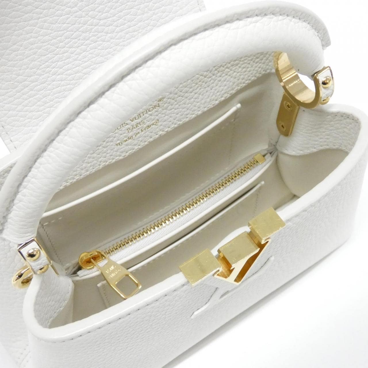 ルイヴィトン カプシーヌ MINI M24733 バッグ