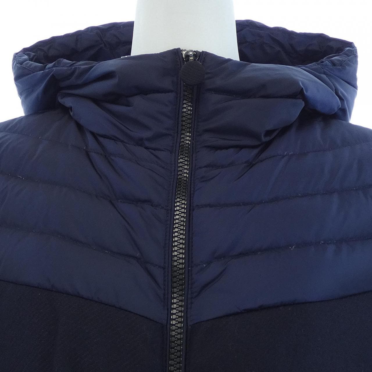 モンクレール MONCLER GRISES ダウンジャケット