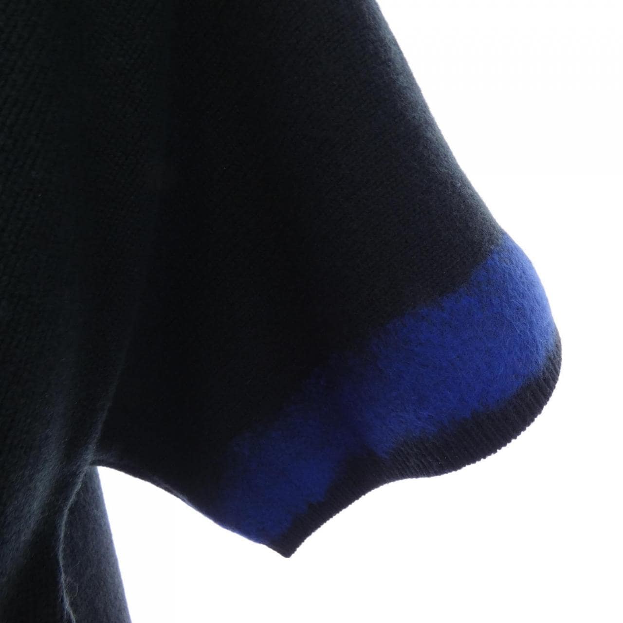 ジョルジオ アルマーニ GIORGIO ARMANI ニット