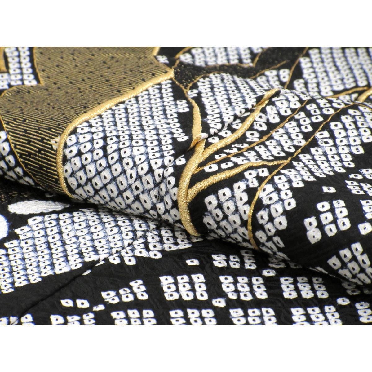 訪問着　総絞り　金彩加工