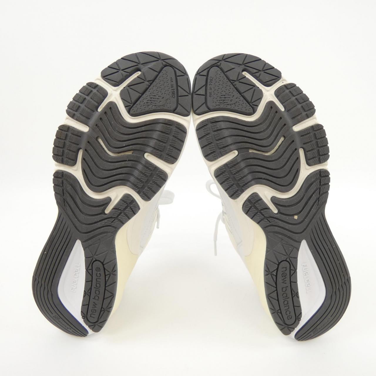 ニューバランス NEW BALANCE スニーカー