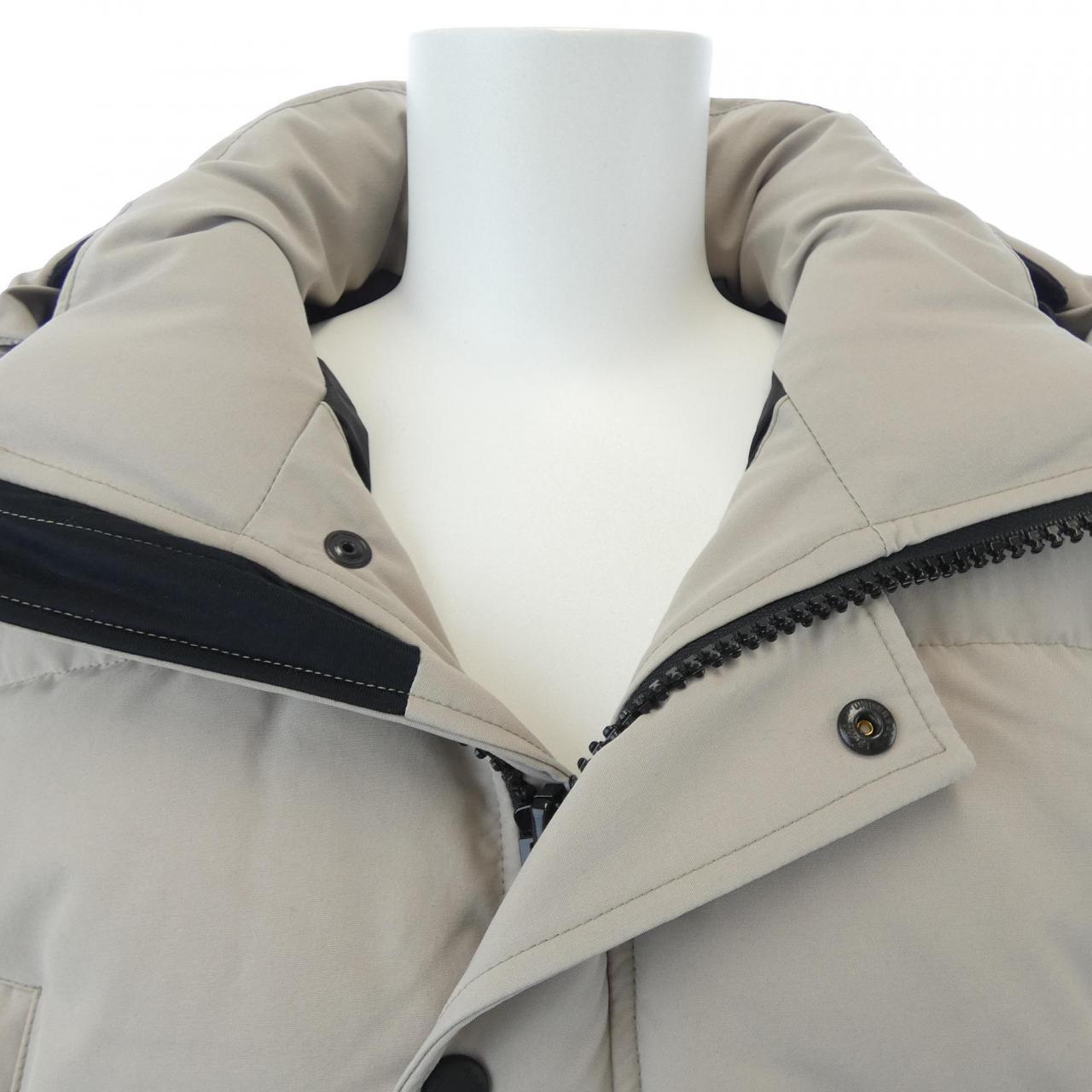 カナダグース CANADA GOOSE BLACK LABEL 2048MB WYNDHAM ウィンダム ダウンジャケット