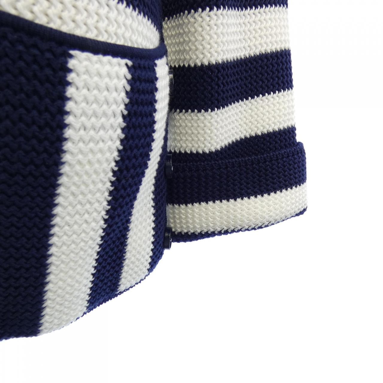 サルヴァトーレフェラガモ SALVATORE FERRAGAMO カーディガン