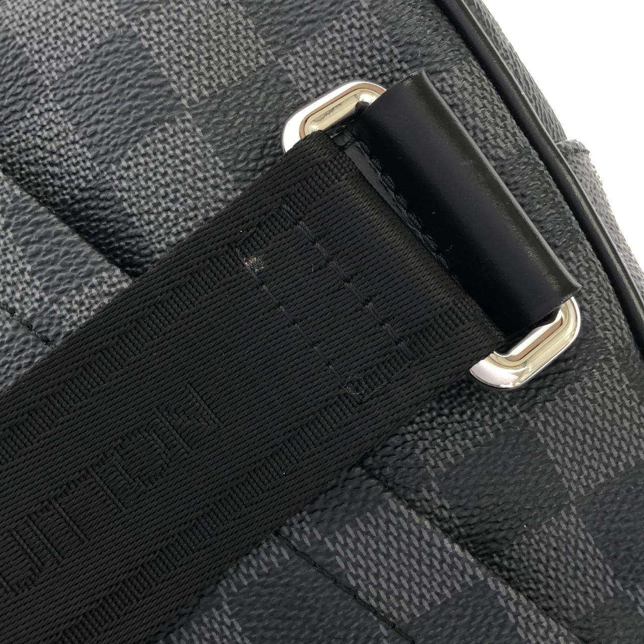 ルイヴィトン ダミエ グラフィット アンブレール N41289 ショルダーバッグ