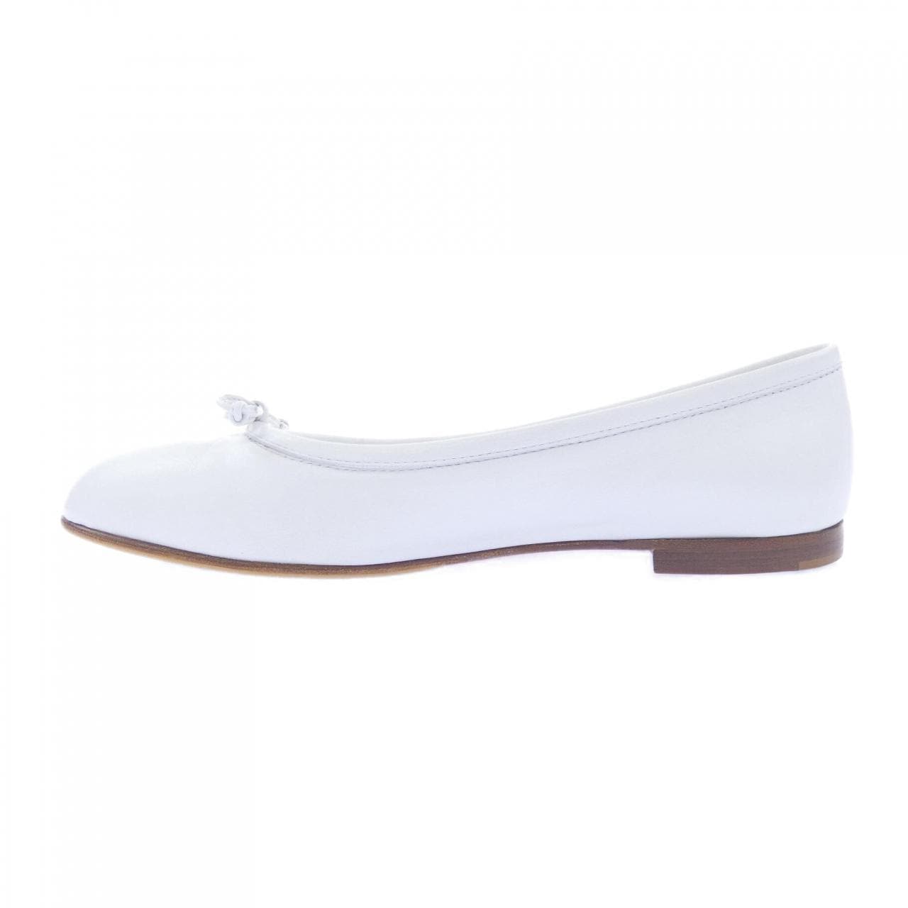 マノロブラニク MANOLO BLAHNIK VERALLI フラットシューズ