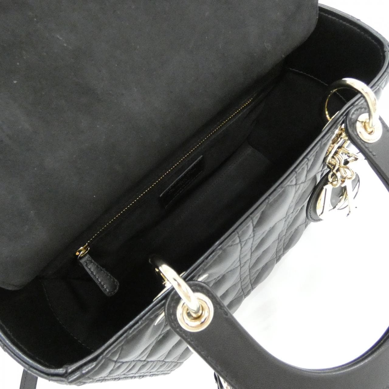 クリスチャンディオール レディ ディオール ミディアム M0565ONGE バッグ