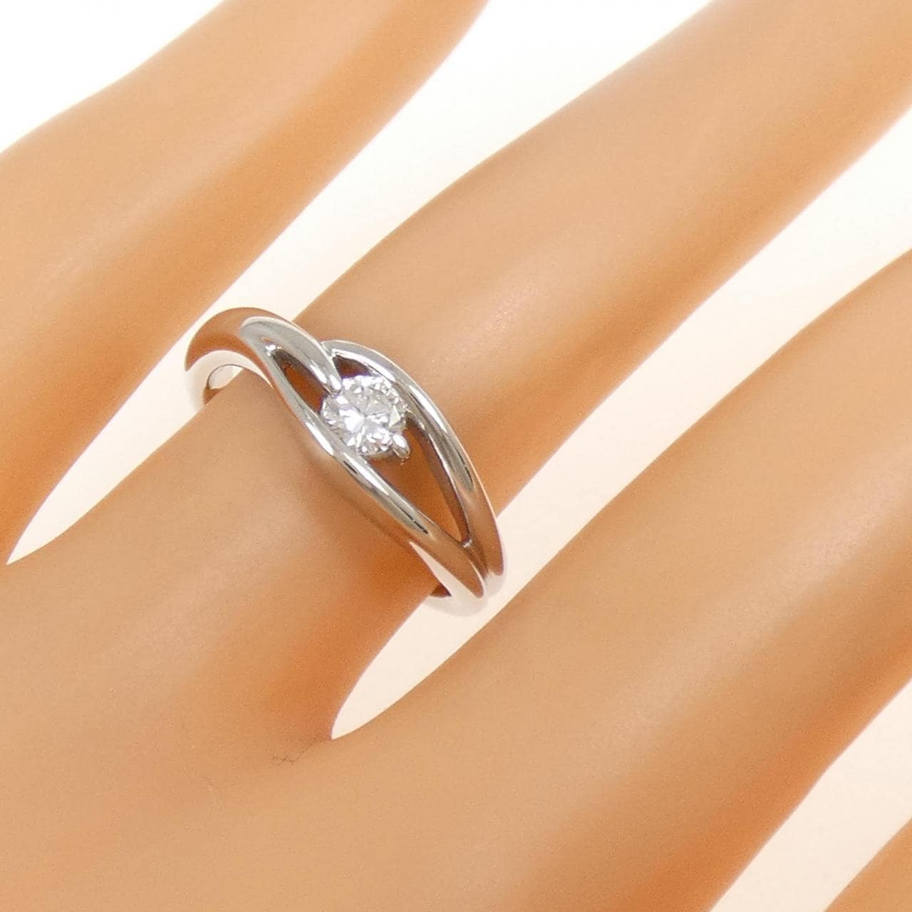 PT900 ダイヤモンド リング 0.18CT