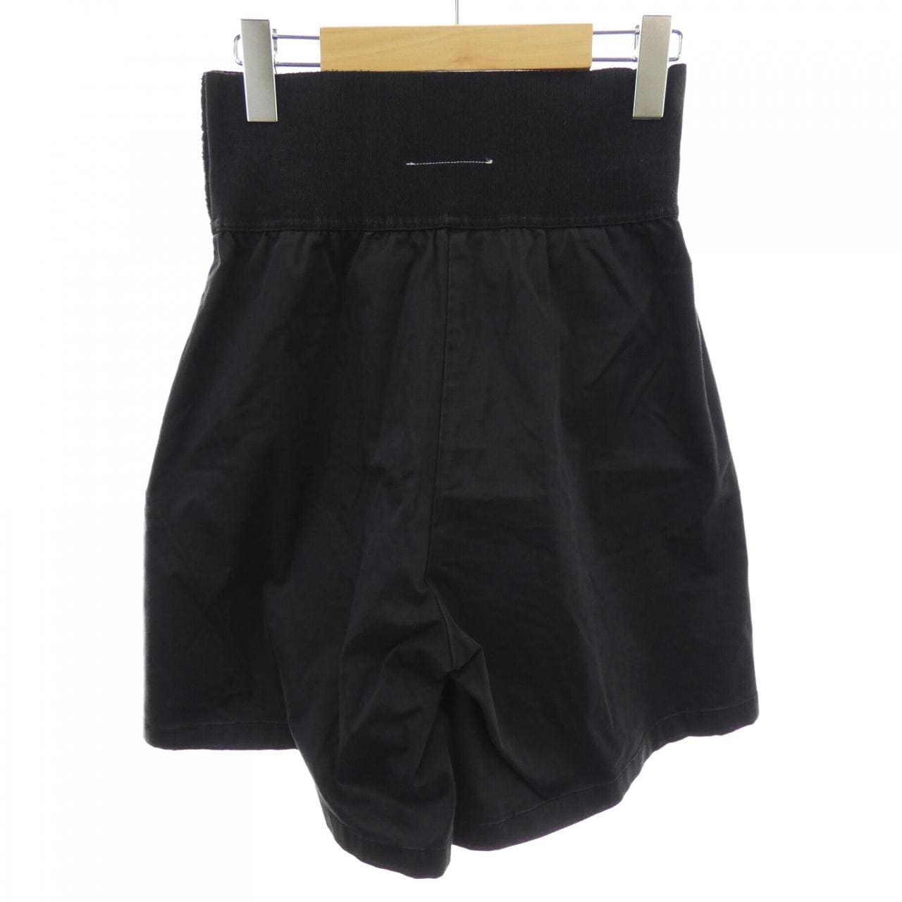 エムエムシックス MM6 S52MU0011 ショートパンツ