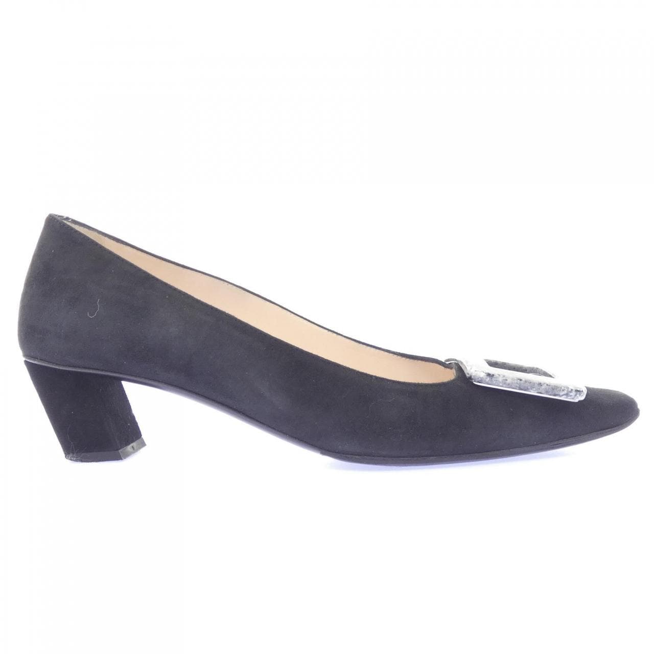 ロジェヴィヴィエ ROGER VIVIER パンプス