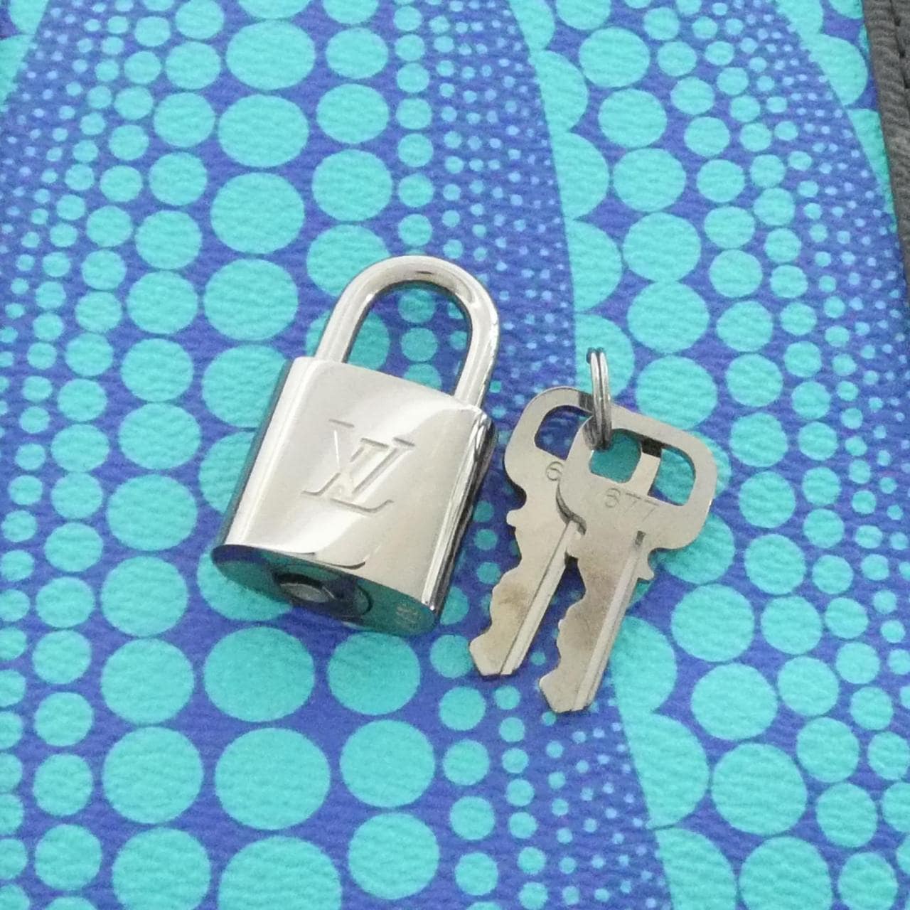 ルイヴィトン モノグラム エクリプス リバース キーポル バンドリエール 45cm M46441 ボストンバッグ