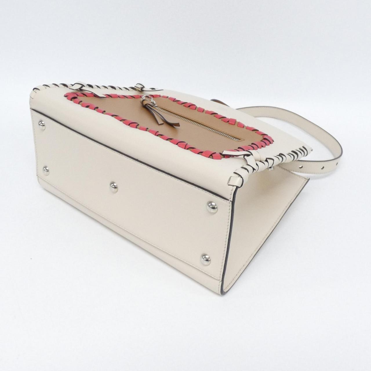 フェンディ ラナウェイ スモール 8BH344 A316 バッグ