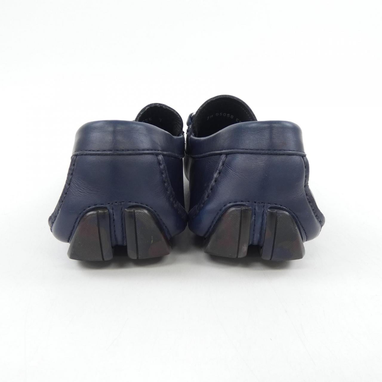 サルヴァトーレフェラガモ SALVATORE FERRAGAMO 05058 シューズ